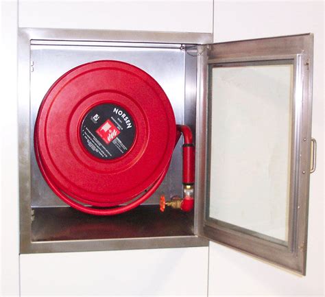 hose reel with cabinet